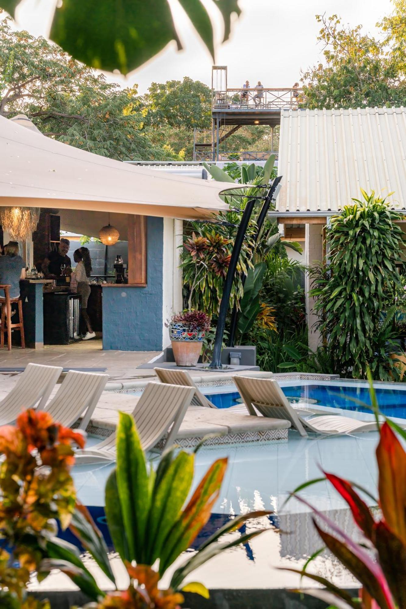 Shongwe Oasis Hotell Victoria Falls Exteriör bild